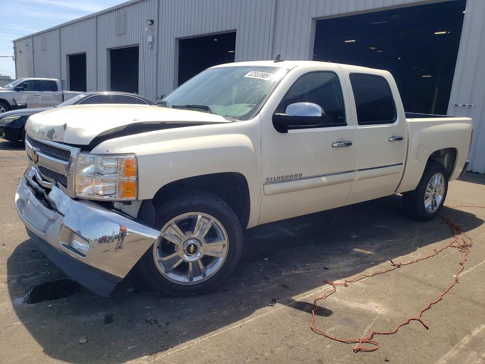 Продажа на аукционе авто 2013 Chevrolet Silverado, vin: 3GCPCSE09DG154931, номер лота: 52553906