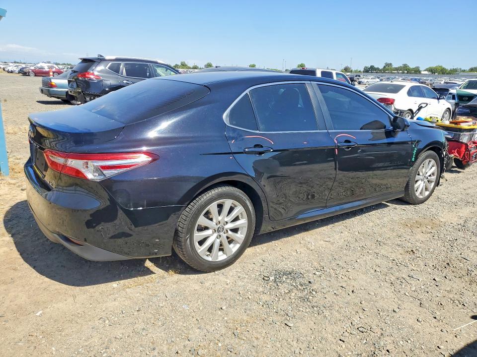 Auction sale of the 2018 Toyota Camry, vin: 4T1B11HK9JU019184, lot number: 54484806