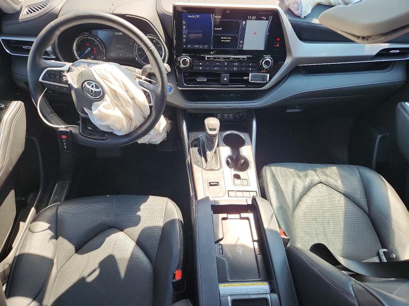 52486116 :رقم المزاد ، 5TDEBRCH8NS073482 vin ، 2022 Toyota Highlander مزاد بيع