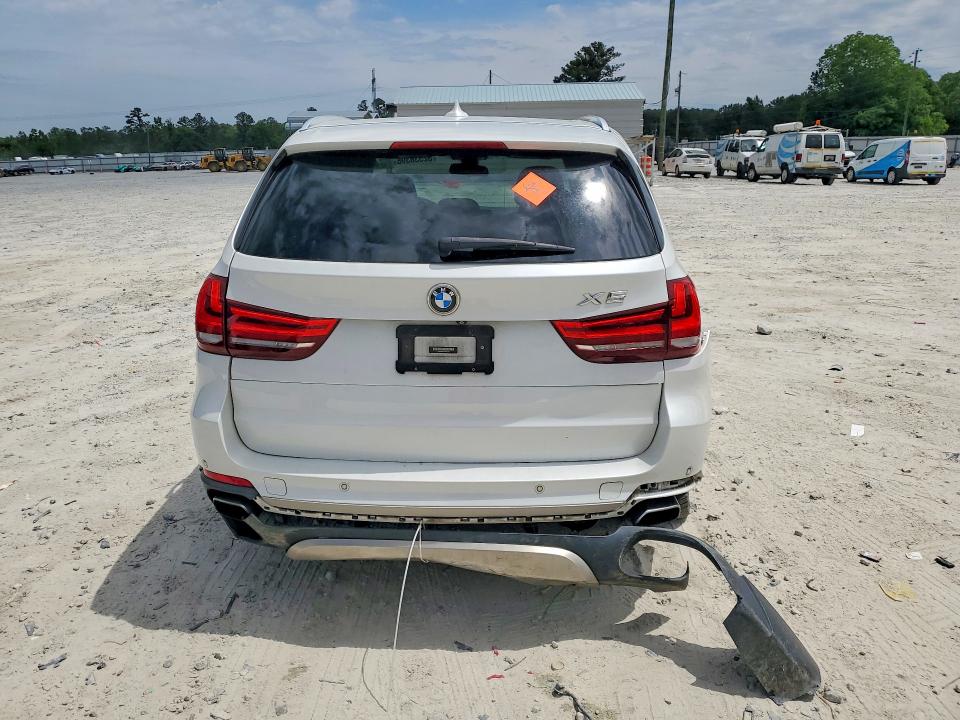 52536396 :رقم المزاد ، 5UXKR0C50J0Y02764 vin ، 2018 Bmw X5 مزاد بيع
