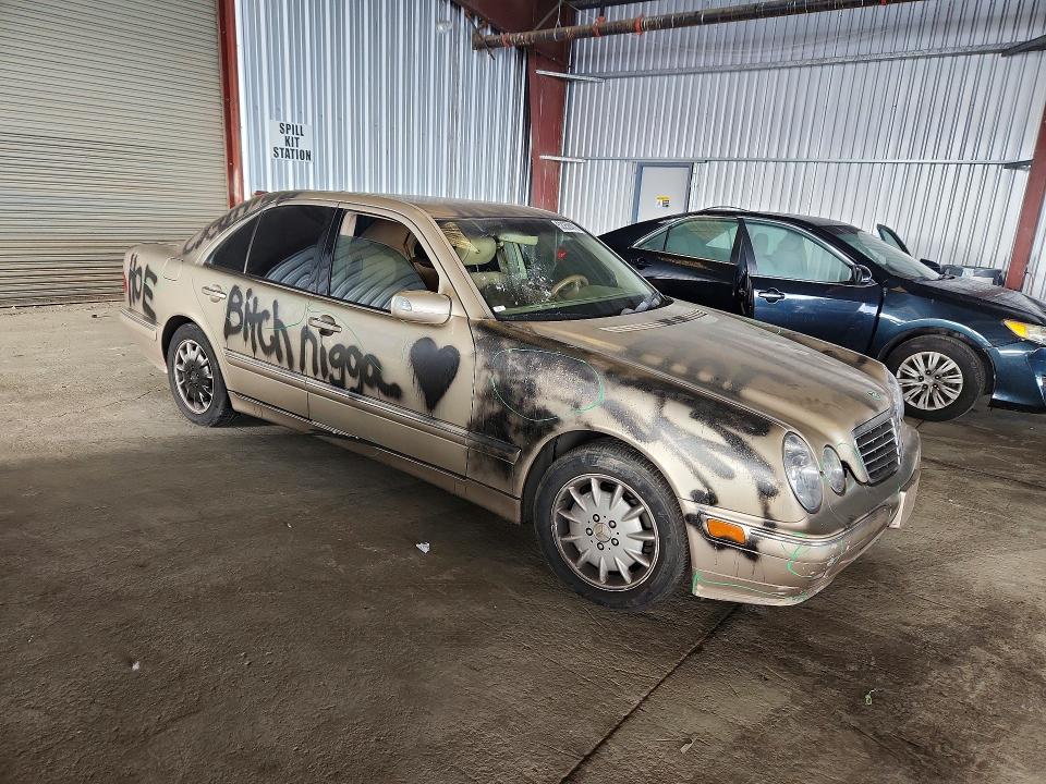 Продажа на аукционе авто 2001 Mercedes-benz E, vin: WDBJF65J01B183072, номер лота: 52258416