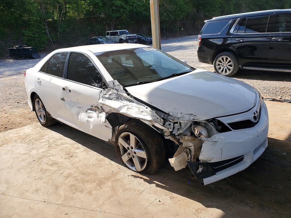 2014 Toyota Camry მანქანა იყიდება აუქციონზე, vin: 4T1BF1FK1EU308702, აუქციონის ნომერი: 53946246