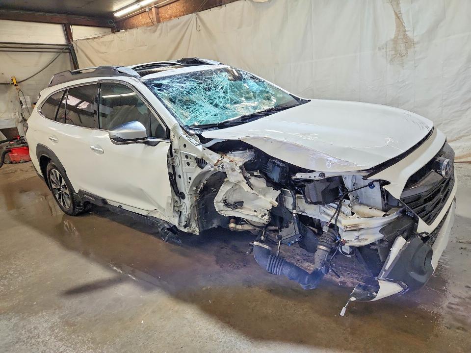 54767806 :رقم المزاد ، 4S4BTGPD0P3175726 vin ، 2023 Subaru Outback مزاد بيع