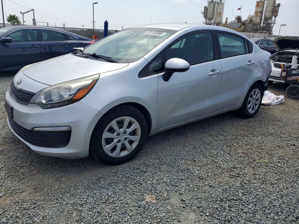 53120306 :رقم المزاد ، KNADM4A38G6638572 vin ، 2016 Kia Rio مزاد بيع