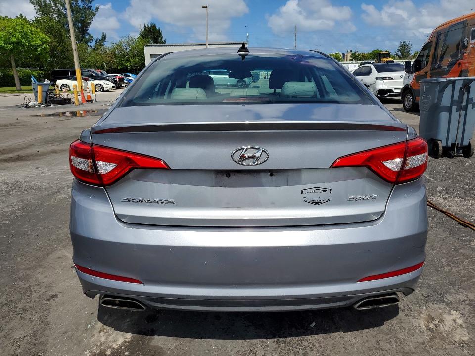 2015 Hyundai Sonata მანქანა იყიდება აუქციონზე, vin: 5NPE34AF7FH124222, აუქციონის ნომერი: 52850126