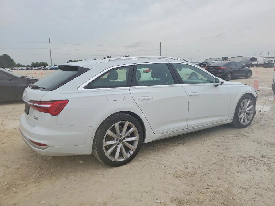 53718636 :رقم المزاد ، WAU92BF20MN051848 vin ، 2021 Audi A6 Allroad مزاد بيع