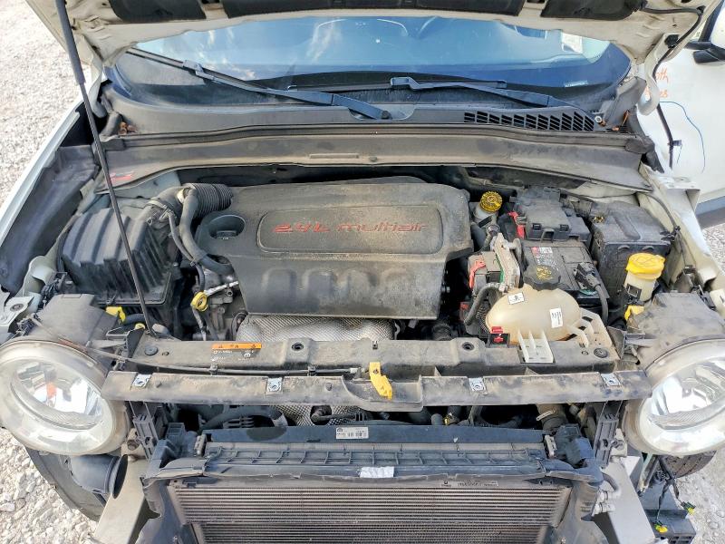 2017 Jeep Renegade მანქანა იყიდება აუქციონზე, vin: ZACCJABB4HPF85332, აუქციონის ნომერი: 54554786