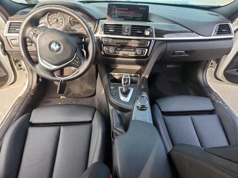 55379436 :رقم المزاد ، WBA8B9G31HNU51936 vin ، 2017 Bmw 330 مزاد بيع