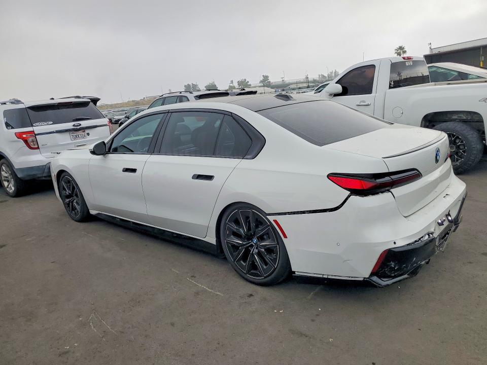 53293176 :رقم المزاد ، WBY43EJ07SCT36233 vin ، 2025 Bmw I7 مزاد بيع