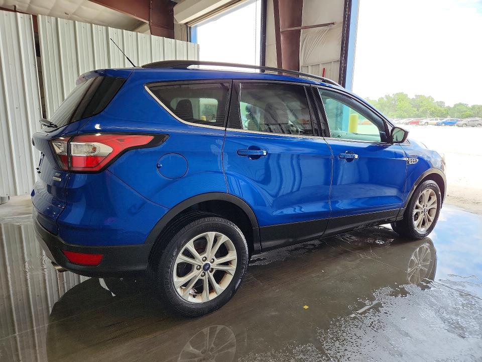 2017 Ford Escape მანქანა იყიდება აუქციონზე, vin: 1FMCU0GD2HUE46340, აუქციონის ნომერი: 54851456