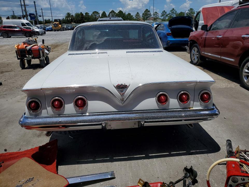 53798886 :رقم المزاد ، 11737L153934 vin ، 1961 Chevrolet Impala Ss مزاد بيع