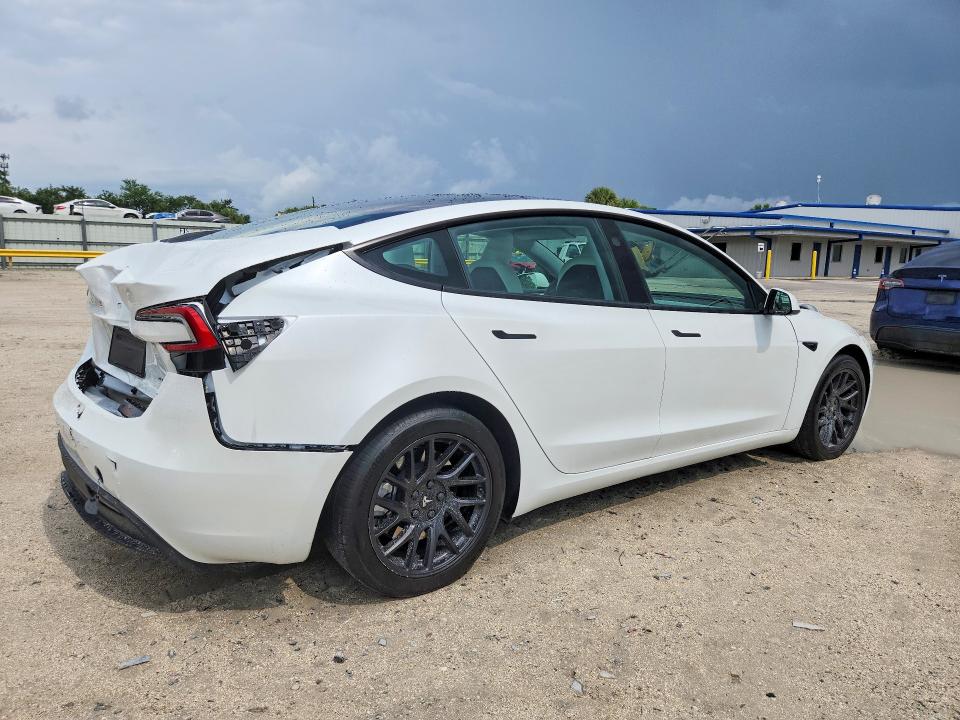 53389836 :رقم المزاد ، 5YJ3E1EB2RF810999 vin ، 2024 Tesla Mdl 3 مزاد بيع