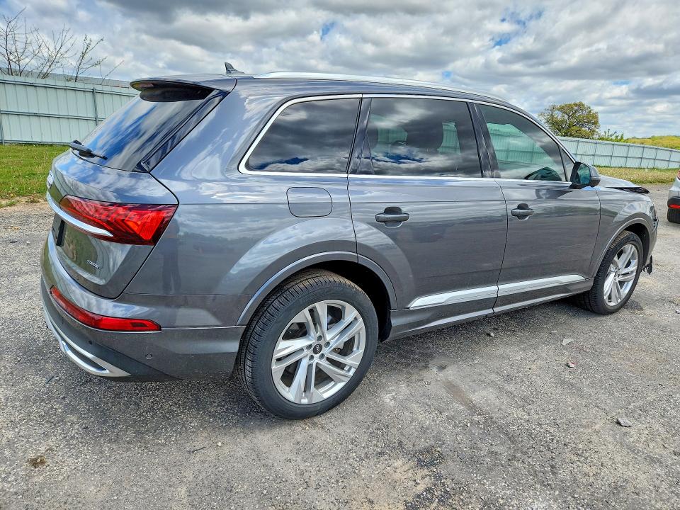 53593336 :رقم المزاد ، WA1LJAF79MD025170 vin ، 2021 Audi Q7 مزاد بيع
