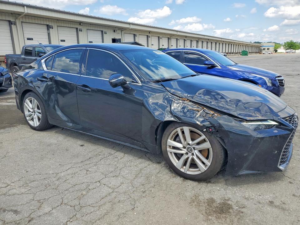 52056456 :رقم المزاد ، JTHA81F29M5045103 vin ، 2021 Lexus Is مزاد بيع