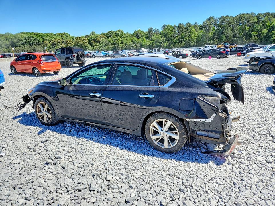 Продажа на аукционе авто 2015 Nissan Altima, vin: 1N4AL3AP9FN883526, номер лота: 53711696
