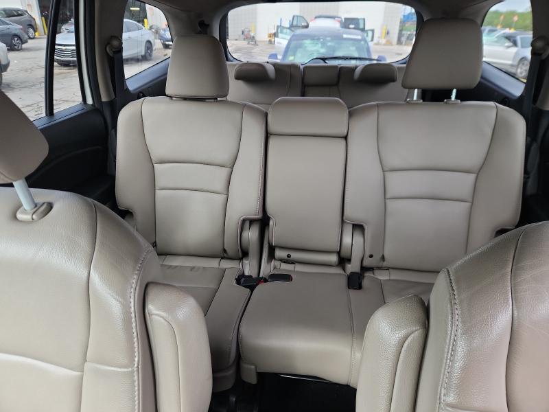 52450256 :رقم المزاد ، 5FNYF6H63GB047631 vin ، 2016 Honda Pilot مزاد بيع