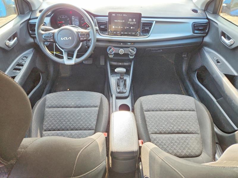 55165656 :رقم المزاد ، 3KPA24AD1NE431193 vin ، 2022 Kia Rio مزاد بيع