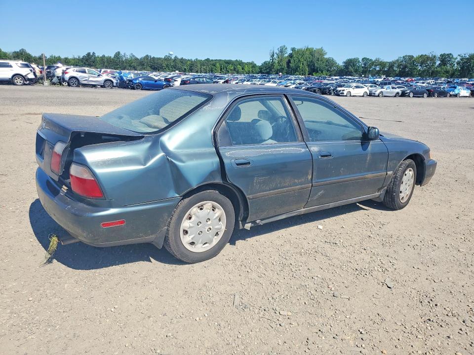 1996 Honda Accord მანქანა იყიდება აუქციონზე, vin: 1HGCD5636TA161727, აუქციონის ნომერი: 55322636