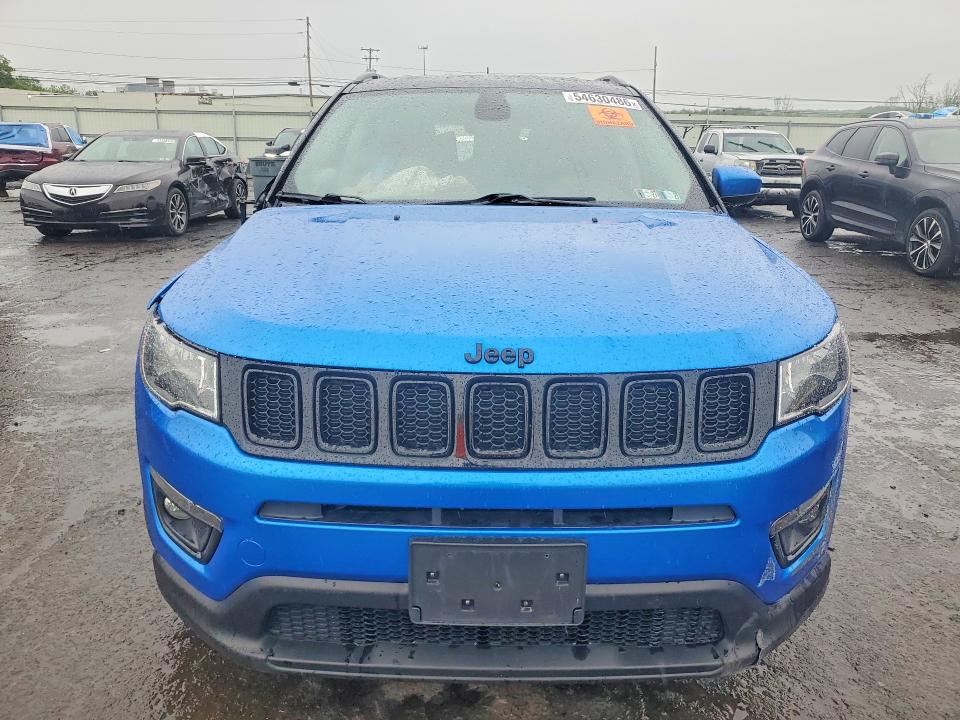 54630486 :رقم المزاد ، 3C4NJDBB4JT316062 vin ، 2018 Jeep Compass مزاد بيع