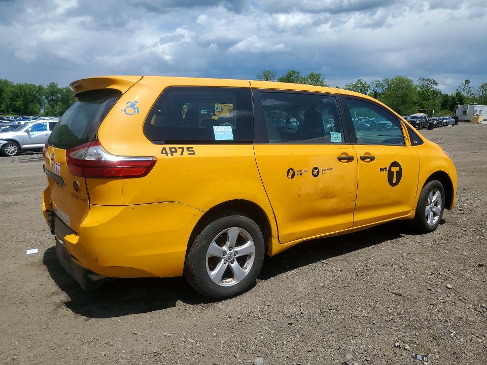 55365836 :رقم المزاد ، 5TDZZ3DC6HS875823 vin ، 2017 Toyota Sienna مزاد بيع