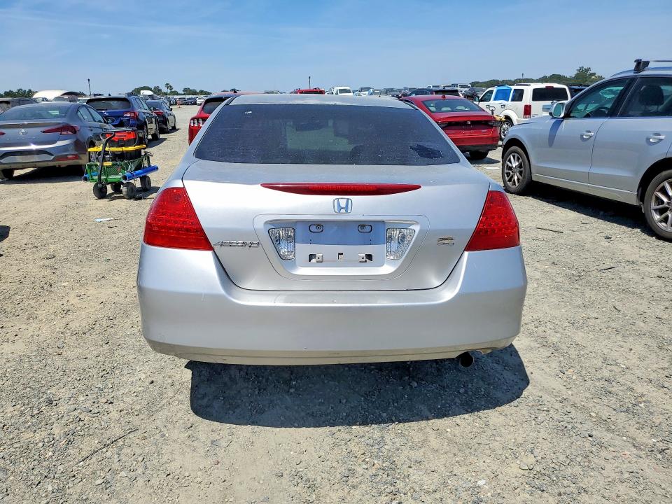 Продажа на аукционе авто 2007 Honda Accord, vin: 1HGCM56157A181732, номер лота: 53121426