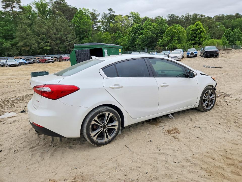2016 Kia Forte მანქანა იყიდება აუქციონზე, vin: KNAFZ4A86G5571417, აუქციონის ნომერი: 54216246