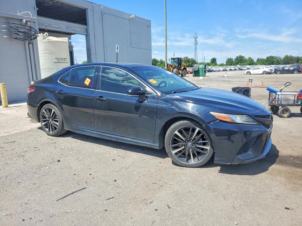 2018 Toyota Camry მანქანა იყიდება აუქციონზე, vin: 4T1BZ1HK7JU003672, აუქციონის ნომერი: 53872826