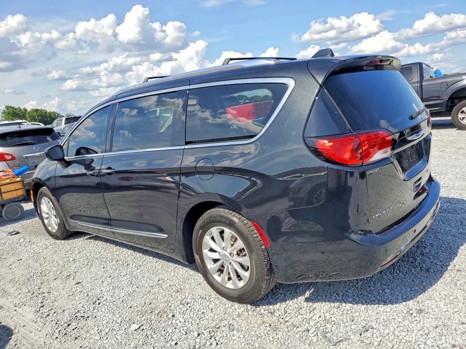 Продажа на аукционе авто 2018 Chrysler Pacifica, vin: 2C4RC1BG0JR217781, номер лота: 54802176