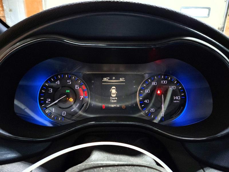 Продажа на аукционе авто 2015 Chrysler 200, vin: 1C3CCCBB1FN608663, номер лота: 52904966