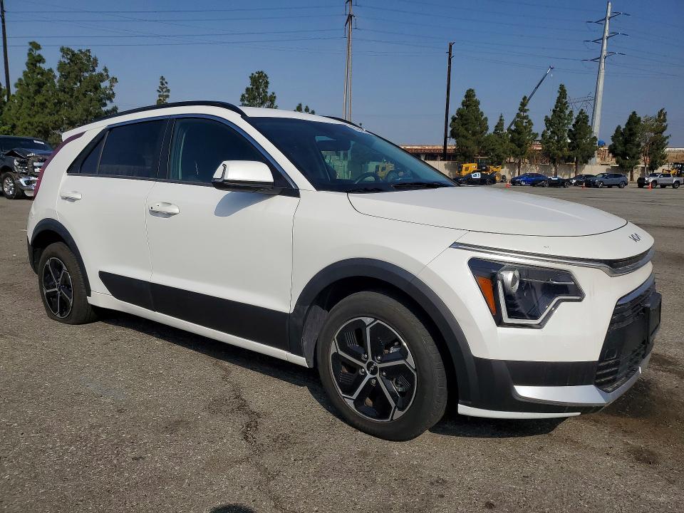 Продаж на аукціоні авто 2024 Kia Niro, vin: KNDCR3LE3R5143584, номер лоту: 52269496