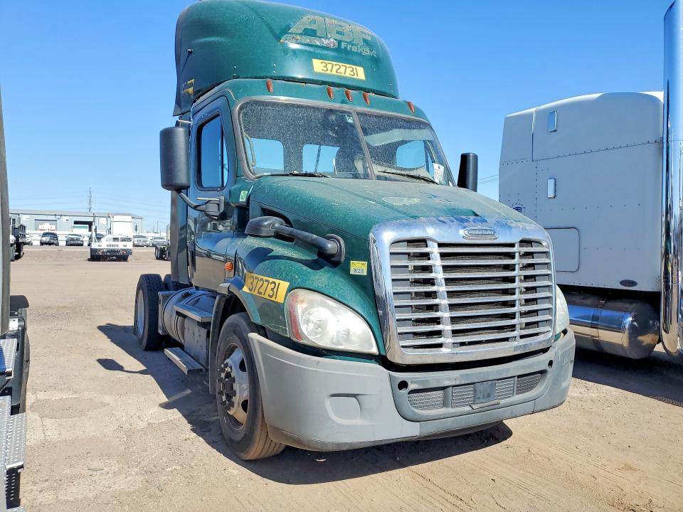 Продаж на аукціоні авто 2018 Freigliner Cascadia 113, vin: 3AKBGADV1JSJL4559, номер лоту: 52594586