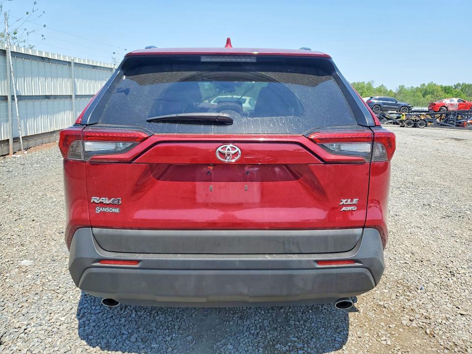 Продажа на аукционе авто 2021 Toyota Rav4, vin: 2T3A1RFV4MC143867, номер лота: 53737436