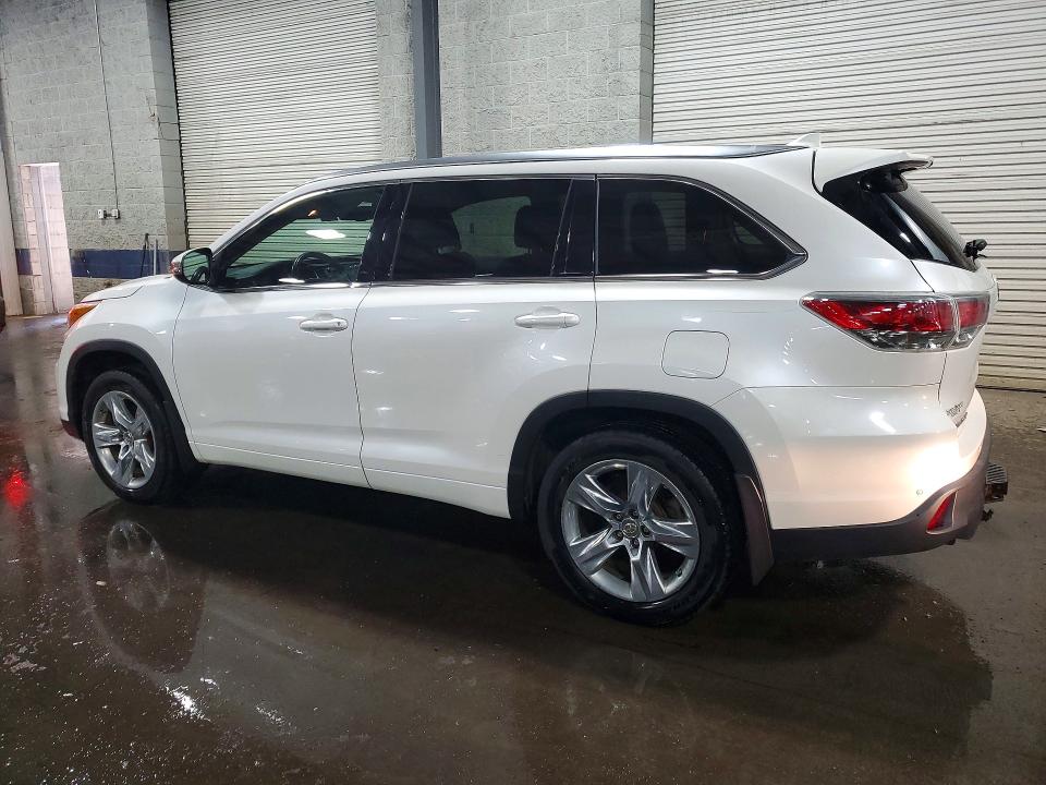 Продажа на аукционе авто 2015 Toyota Highlander, vin: 5TDDKRFH9FS089635, номер лота: 55068386