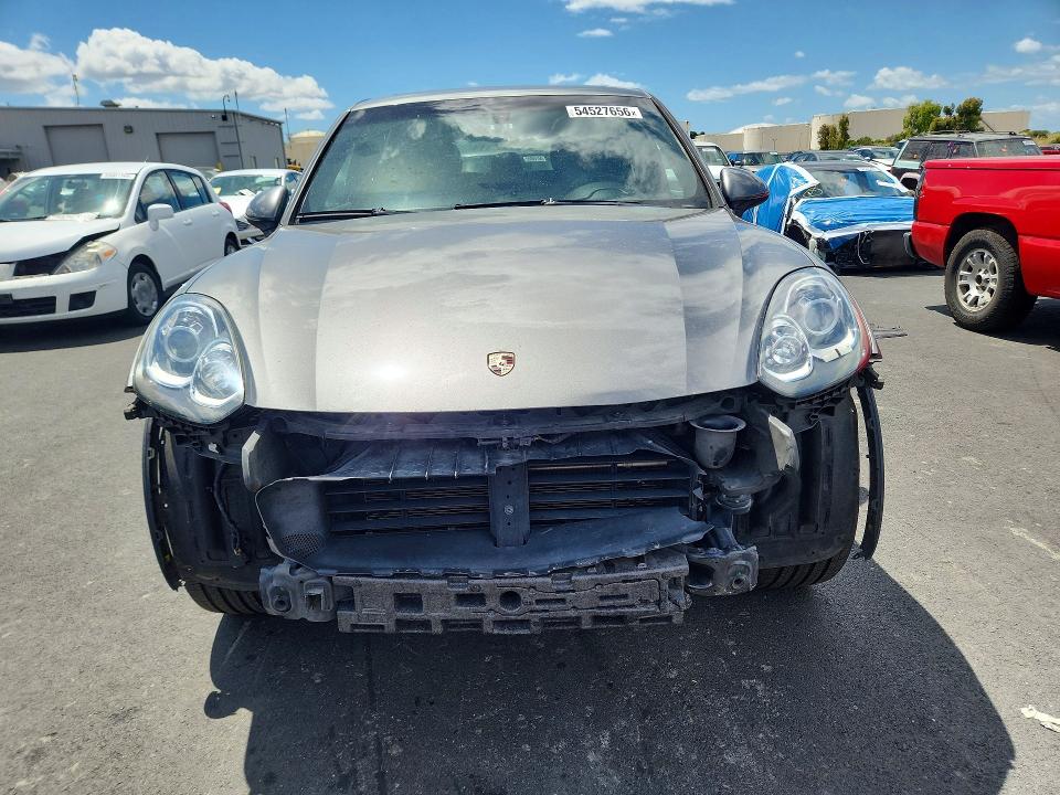 54527656 :رقم المزاد ، WP1AA2A23GKA15246 vin ، 2016 Porsche Cayenne مزاد بيع