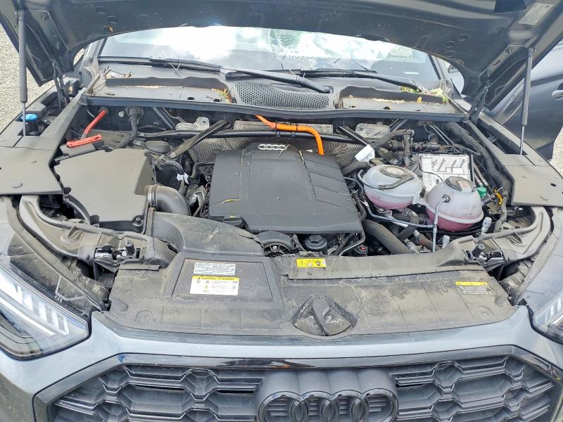 55380726 :رقم المزاد ، WA1F2AFY7R2105444 vin ، 2024 Audi Q5 E مزاد بيع