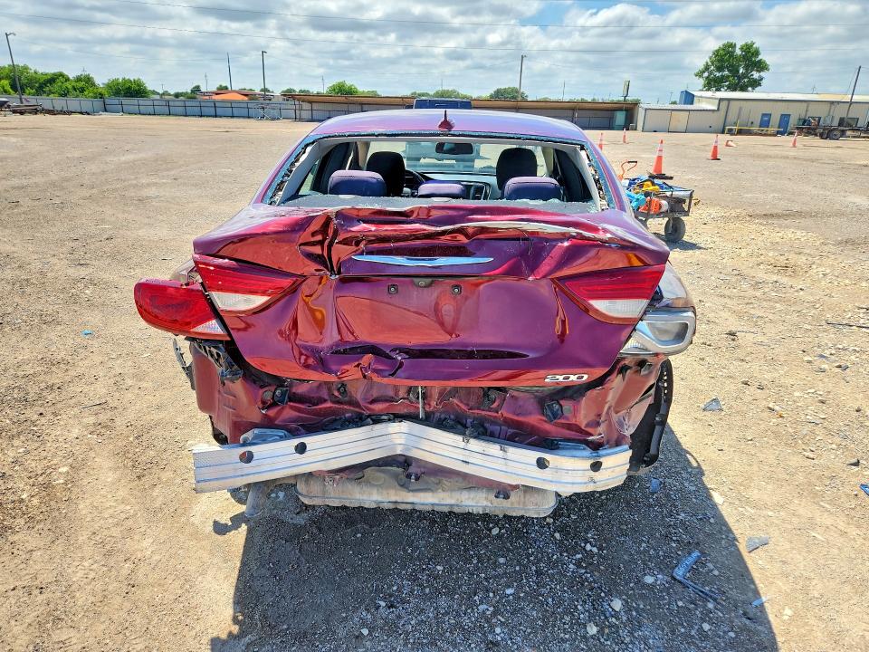 54602916 :رقم المزاد ، 1C3CCCAB7GN170489 vin ، 2016 Chrysler 200 مزاد بيع
