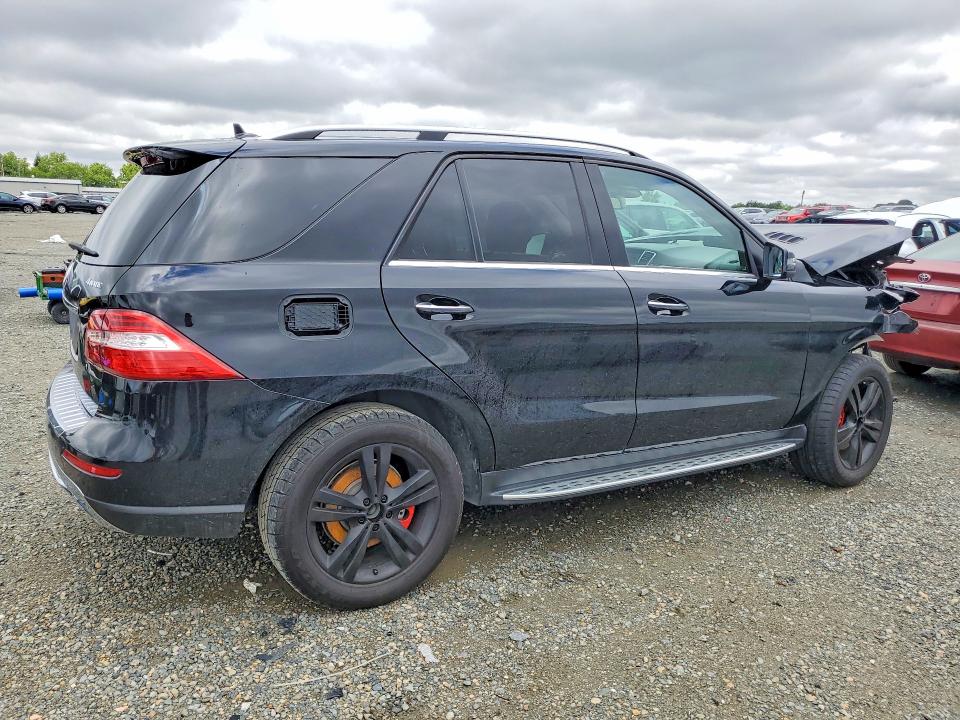 2015 Mercedes-benz Ml მანქანა იყიდება აუქციონზე, vin: 4JGDA5HB9FA605554, აუქციონის ნომერი: 52347556