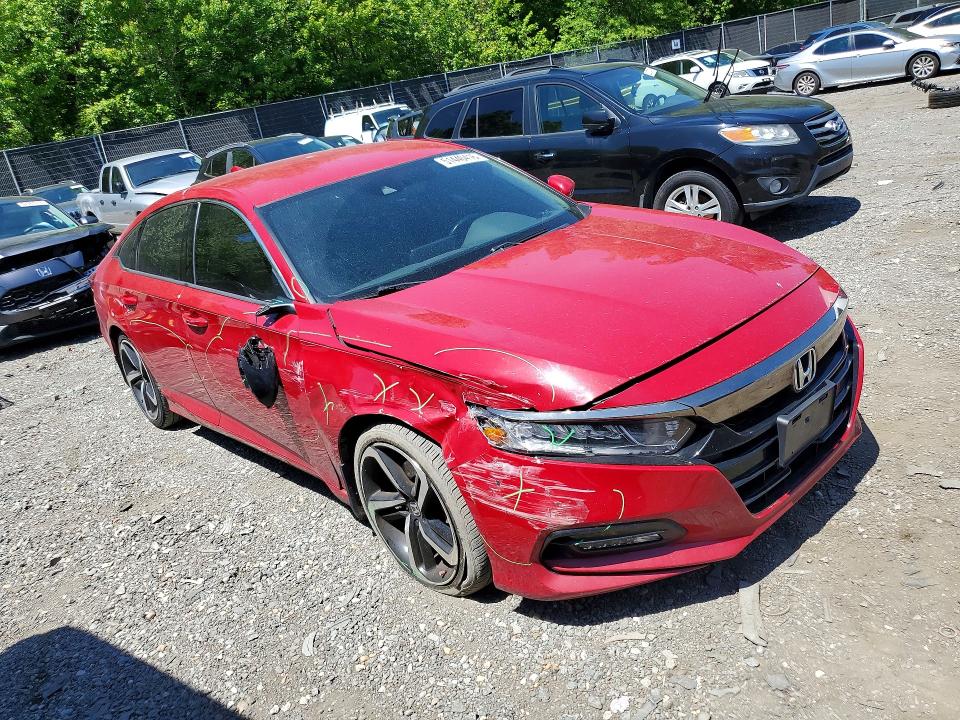 Продаж на аукціоні авто 2018 Honda Accord, vin: 1HGCV1F37JA237958, номер лоту: 51440416