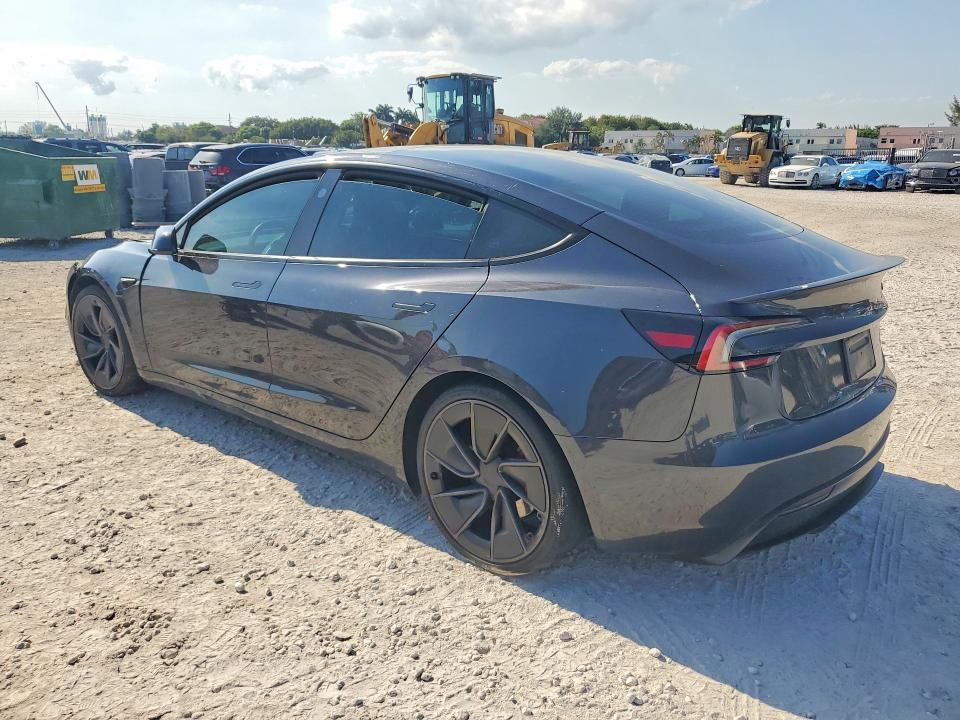 2025 Tesla Model 3 მანქანა იყიდება აუქციონზე, vin: 5YJ3E1ET7SF987577, აუქციონის ნომერი: 51723726