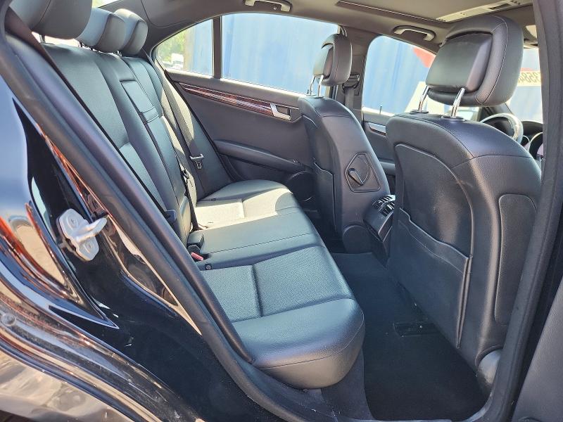 Продаж на аукціоні авто 2012 Mercedes-benz C, vin: WDDGF4HB9CA614303, номер лоту: 53584816