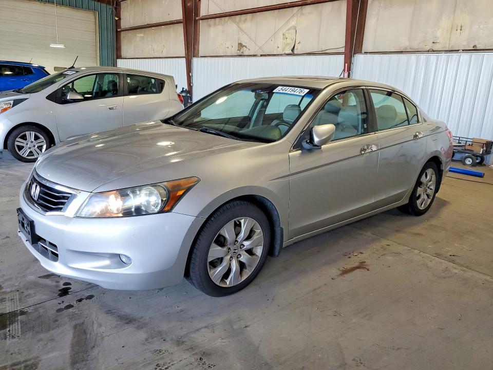 2010 Honda Accord მანქანა იყიდება აუქციონზე, vin: 1HGCP3F86AA029314, აუქციონის ნომერი: 54419476