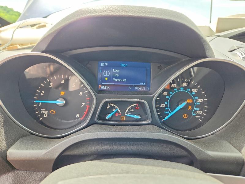 2015 Ford Escape მანქანა იყიდება აუქციონზე, vin: 1FMCU9GX8FUB02328, აუქციონის ნომერი: 54874106