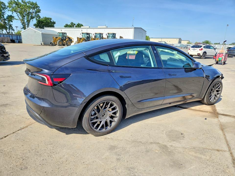 Продаж на аукціоні авто 2025 Tesla Model 3, vin: 5YJ3E1EAXSF908224, номер лоту: 52032266