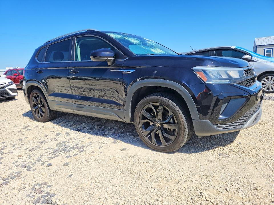 Продаж на аукціоні авто 2022 Volkswagen Taos, vin: 3VVPX7B26NM010782, номер лоту: 52540166