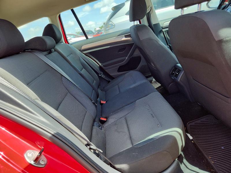 50932496 :رقم المزاد ، 3VWC17AU6HM500951 vin ، 2017 Volkswagen Golf Sportwagen مزاد بيع