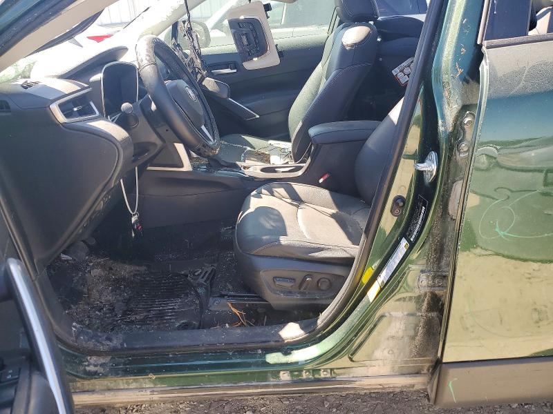 Продажа на аукционе авто 2022 Toyota Corolla Cross, vin: 7MUDAABG3NV007730, номер лота: 51778796