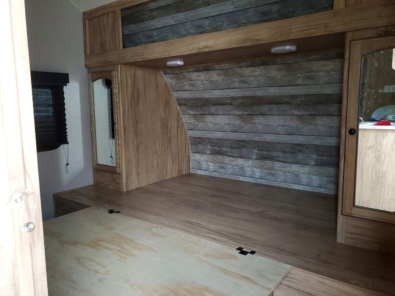 Продажа на аукционе авто 2019 Forrest River Other Rv, vin: 5ZT2FEUB2KW008812, номер лота: 52693796