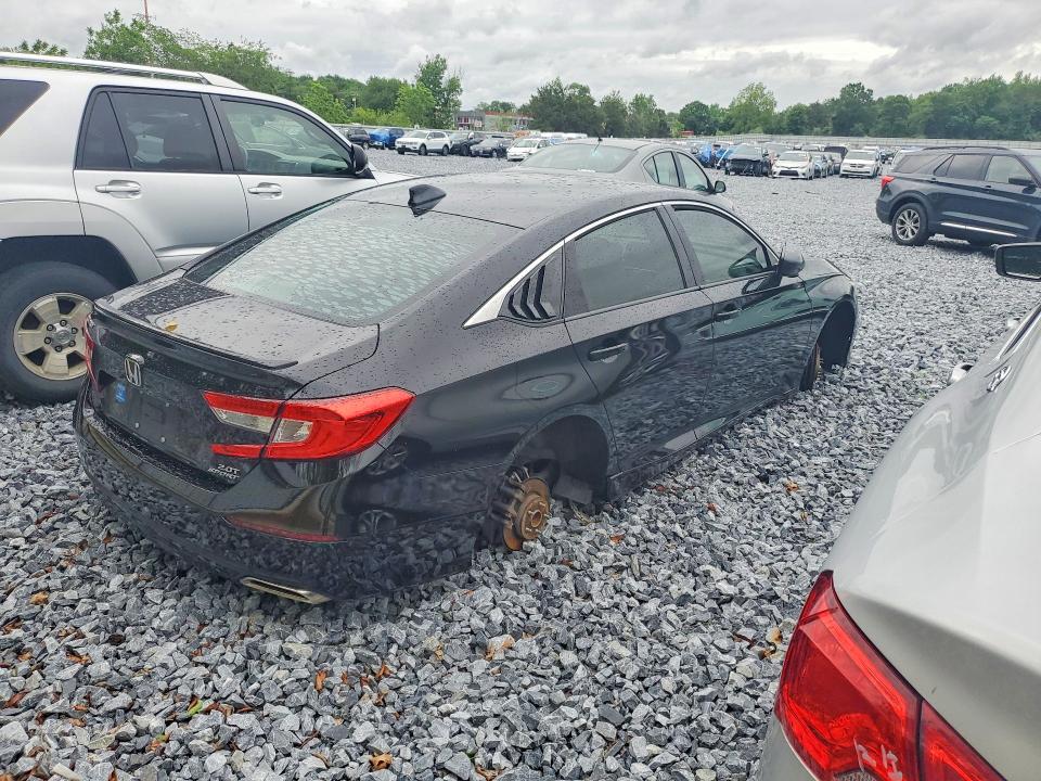 Продажа на аукционе авто 2018 Honda Accord, vin: 1HGCV2F30JA035789, номер лота: 53888066