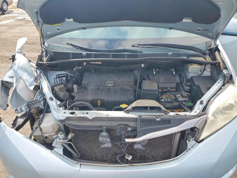 2015 Toyota Sienna მანქანა იყიდება აუქციონზე, vin: 5TDYK3DC4FS530027, აუქციონის ნომერი: 52895776
