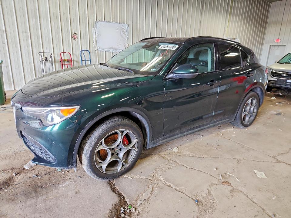 Auction sale of the 2018 Alfa Romeo Stelvio, vin: ZASFAKPN4J7C15305, lot number: 54888096